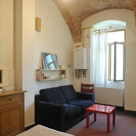 Atu Apartment *