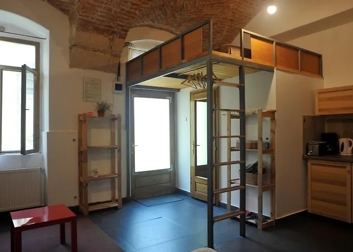 Atu קלוז'-נאפוקה